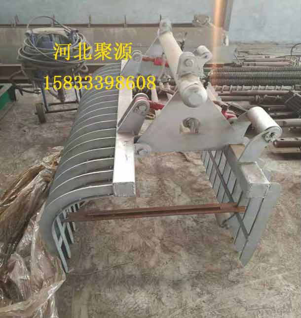 抓斗清污機
